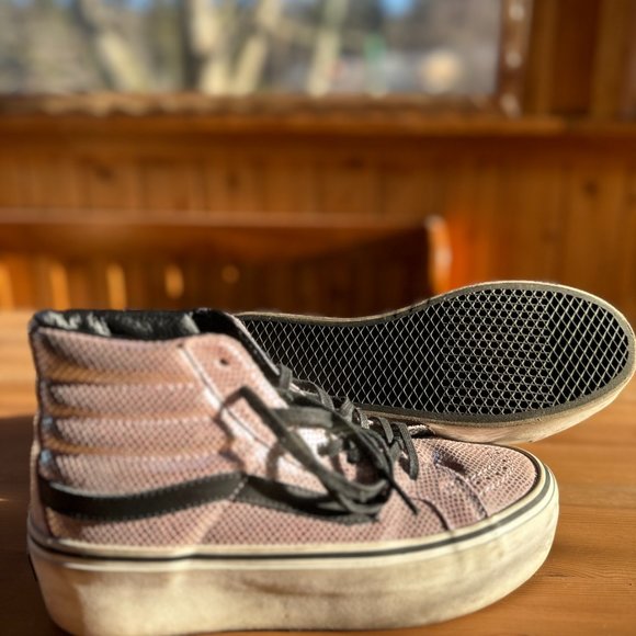 GORGEOUS VANS *Sample* Platform Shiny Pink Snakeskin Hi-Top Sneakers - Picture 4 of 6